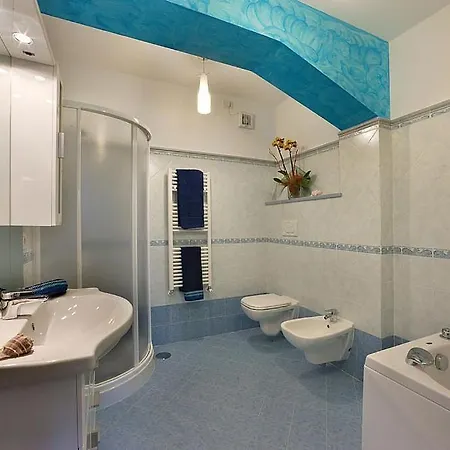 Tatil Evi Sleeps 10 Pool Air Con Wifi Nerano