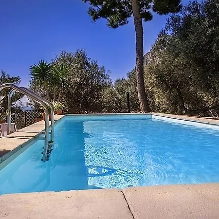 Sleeps 10 Pool Air Con Wifi * Nerano